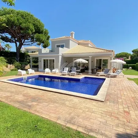 Casa Papoila المانسيل